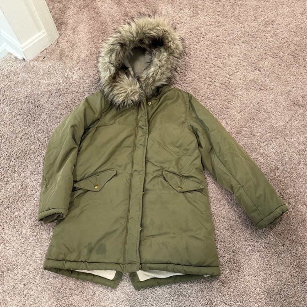 Crew Cuts Olive green fish tail parka, Detachable faux fur hood Lining Size 12